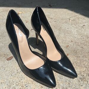 Classic Black Pointed-Toe Stiletto Heels